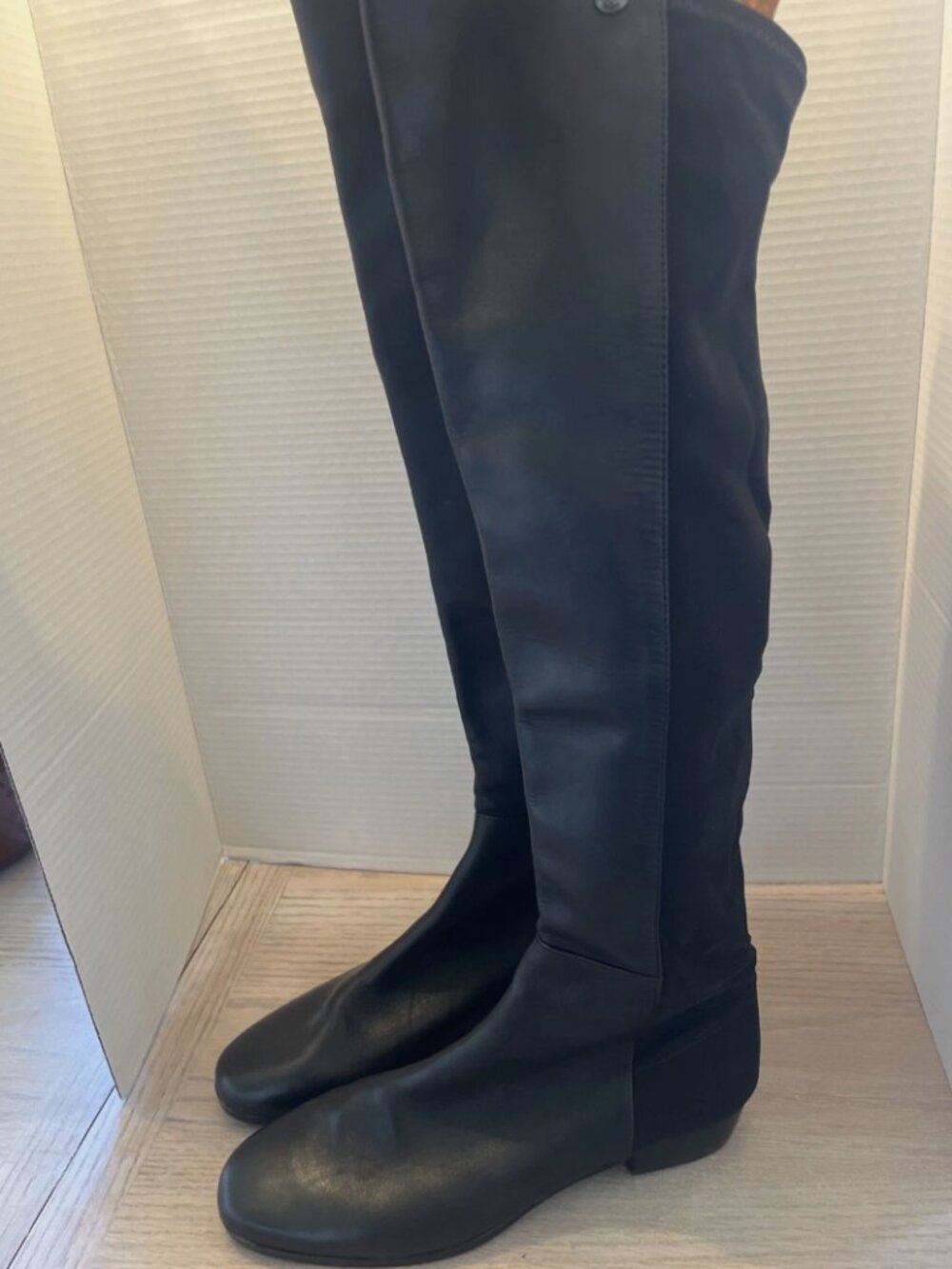 Vince Camuto Boots Womens Size 9 Black Seshon Knee High Leather Pull On